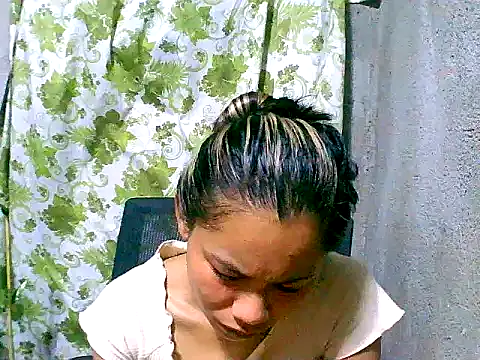Snapshot of Sweeetgurll chatting on September 2025 01:00:02 PM Sweeetgurll online show from September 2025 01:00:02 PM