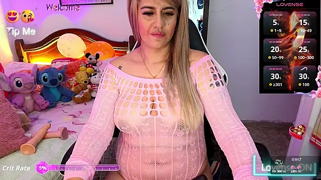 aamanda Queen  online show from September 2025 11:02:02 AM