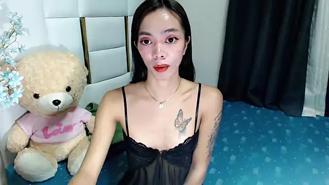Snapshot of diamondnaked_ chatting on September 2025 06:18:02 PM diamondnaked online show from September 2025 06:18:02 PM