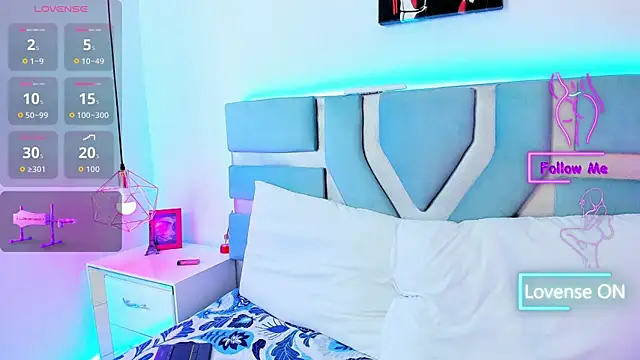 chel 18 online show from September 2025 07:48:01 PM