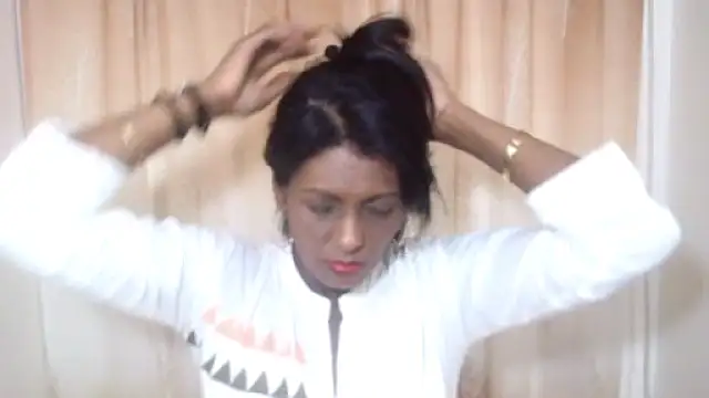 Indianpeaches online show from October 2025 05:08:01 AM