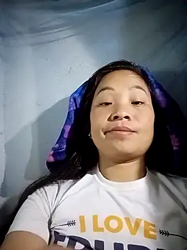 Milan6789 online show from November 2025 09:53:01 PM