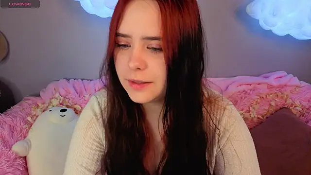 Snapshot of Alis_Platt chatting on May 2026 01:21:02 AM Alis Platt online show from May 2026 01:21:02 AM