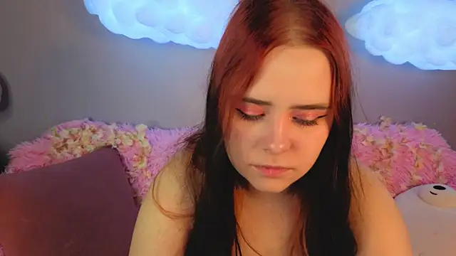 Snapshot of Alis_Platt chatting on May 2026 01:01:01 AM Alis Platt online show from May 2026 01:01:01 AM