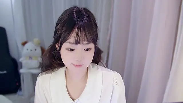 YUANYUAN-A online show from November 2025 09:51:02 AM