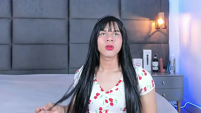 Slenna Moon online show from September 2025 02:35:01 AM