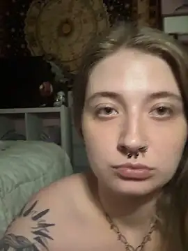 rosaleejaden online show from September 2025 12:44:01 AM
