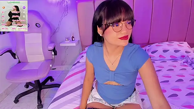 BellaGreen  online show from September 2025 07:59:01 PM
