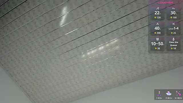 Zahra milks online show from October 2025 01:41:01 PM