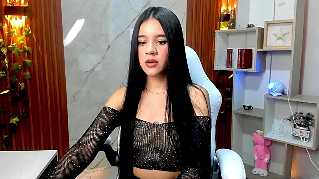 MeganLara online show from September 2025 07:03:02 PM