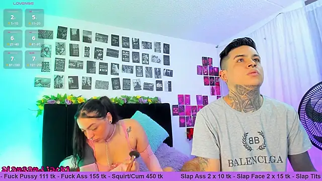 Sarahandzack online show from September 2025 11:43:01 AM