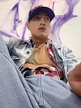 Samms777exotic online show from October 2025 01:57:01 AM