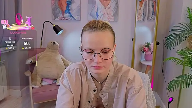 Ginger Emma online show from September 2025 02:12:02 AM