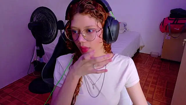 Birdie 0 online show from October 2025 01:13:01 PM