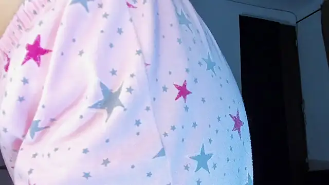 Snapshot of tianastone_ chatting on October 2025 03:43:01 AM tianastone online show from October 2025 03:43:01 AM