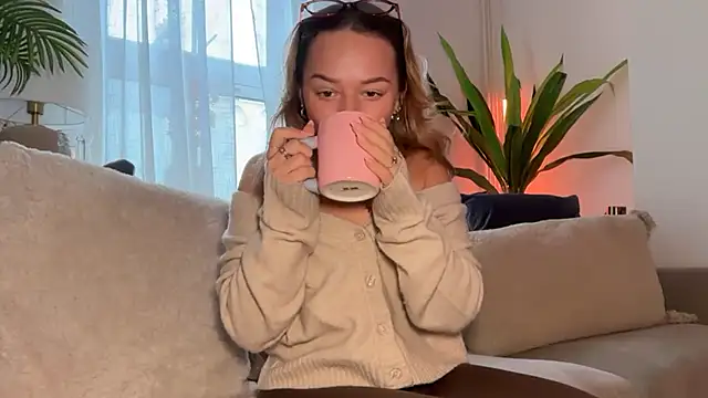 KayleeBella online show from January 2026 11:36:02 AM