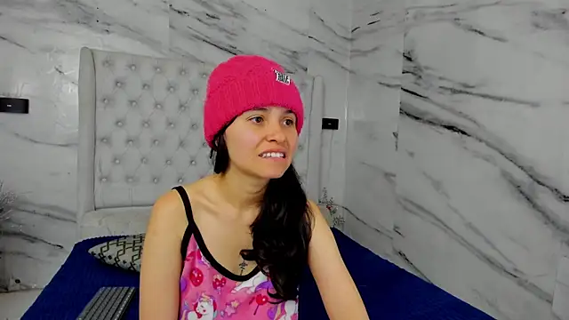 Ari and Storm online show from October 2025 02:35:02 PM