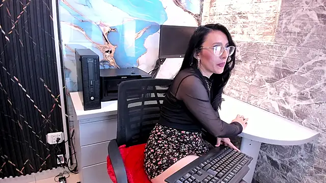 Scarlett 14  online show from September 2025 03:32:01 AM