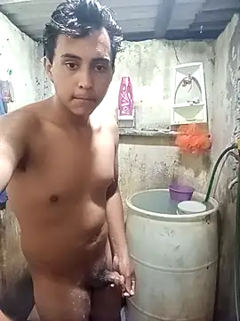 Snapshot of lalop221 chatting on October 2025 05:30:01 AM lalop221 online show from October 2025 05:30:01 AM