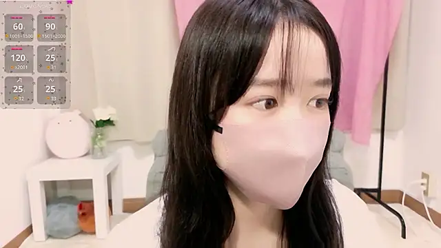 Snapshot of Anne_Anne_chan chatting on October 2025 11:33:02 AM Anne Anne chan online show from October 2025 11:33:02 AM