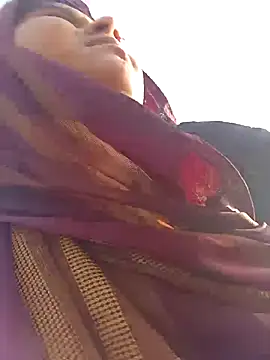 Sheema tyagi online show from November 2025 10:14:02 AM