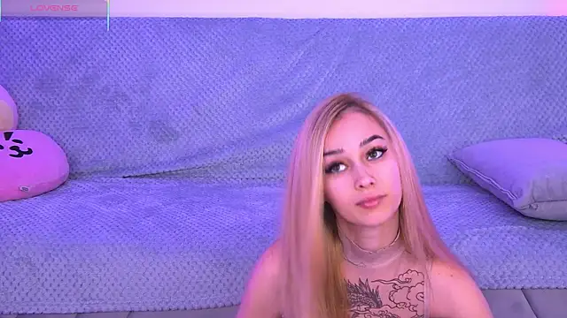 AmyKent  online show from April 2026 03:26:01 PM