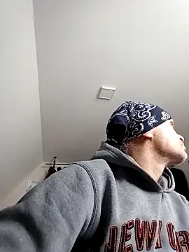 Kuba Gd online show from April 2026 12:41:02 PM