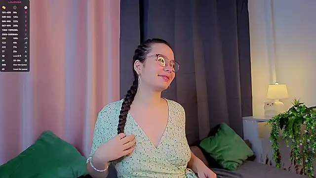 WildaBisom online show from September 2025 01:38:02 AM