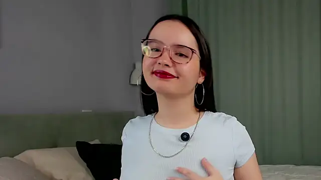 WildaBisom online show from October 2025 01:14:01 AM