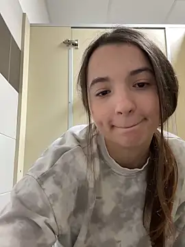 Snapshot of MissMay chatting on September 2025 03:14:01 PM MissMay online show from September 2025 03:14:01 PM