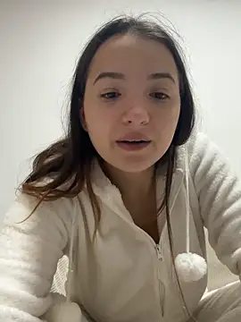 Snapshot of MissMay chatting on October 2025 09:28:02 AM MissMay online show from October 2025 09:28:02 AM