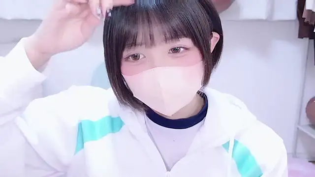 Hinata Sun online show from February 2026 06:14:01 PM