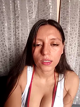 Snapshot of Lahila_ chatting on September 2025 03:13:01 PM Lahila online show from September 2025 03:13:01 PM
