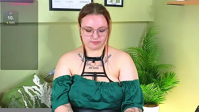 AlisaDream  online show from September 2025 03:01:01 PM