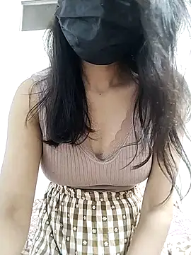 Snapshot of Shreya-babe chatting on September 2025 05:13:01 PM Shreya-babe online show from September 2025 05:13:01 PM