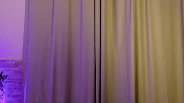 Snapshot of xbigpeach chatting on May 2026 01:56:01 AM xbigpeach online show from May 2026 01:56:01 AM