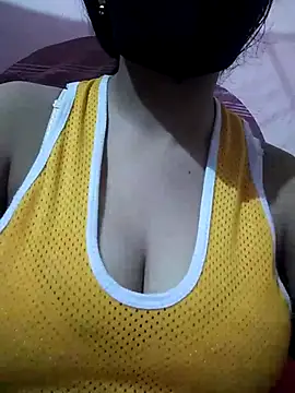 Snapshot of hezabi_queen07 chatting on September 2025 05:34:02 PM hezabi queen07 online show from September 2025 05:34:02 PM