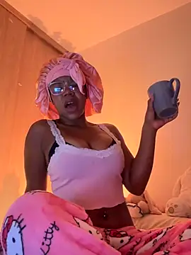 Snapshot of Sweet-Jade chatting on October 2025 09:21:02 AM Sweet-Jade online show from October 2025 09:21:02 AM