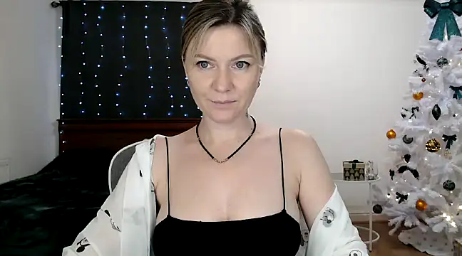 ParadiseAlina online show from December 2024 06:20:02 PM