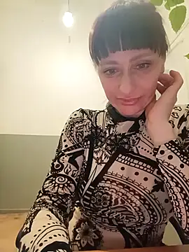 Lietta  online show from March 2026 06:47:01 PM