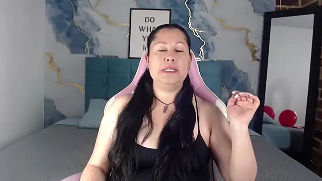 Marianasmith online show from September 2025 11:54:01 AM