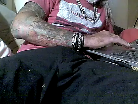 crassanova online show from December 2025 04:45:02 PM