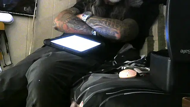 crassanova online show from April 2026 12:35:01 AM