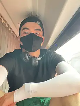 anhkiet huang online show from November 2025 08:04:01 AM