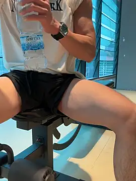 Snapshot of anhkiet_huang chatting on July 2026 09:45:01 AM anhkiet huang online show from July 2026 09:45:01 AM