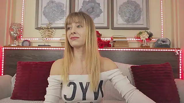 MuseDollX online show from March 2026 08:04:01 PM