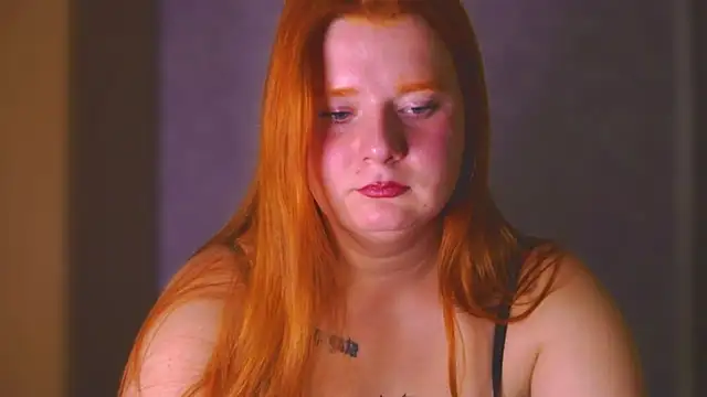 Polly Katie online show from September 2025 09:31:01 PM