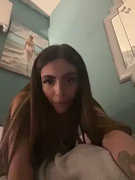 Snapshot of RoseyMae chatting on September 2025 08:31:01 PM RoseyMae online show from September 2025 08:31:01 PM