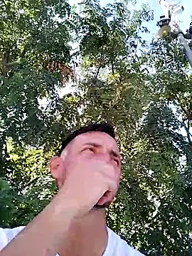 Snapshot of JuanD_vero chatting on September 2025 12:32:01 PM JuanD vero online show from September 2025 12:32:01 PM