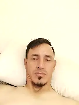 Snapshot of JuanD_vero chatting on October 2025 06:38:02 PM JuanD vero online show from October 2025 06:38:02 PM